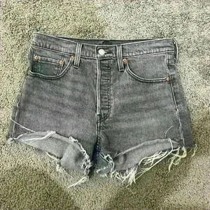 Levi shorts